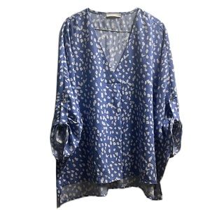 Entro, V-Neckline, Slit Sides, Roll Tab Sleeves Top, Blue/White, Large